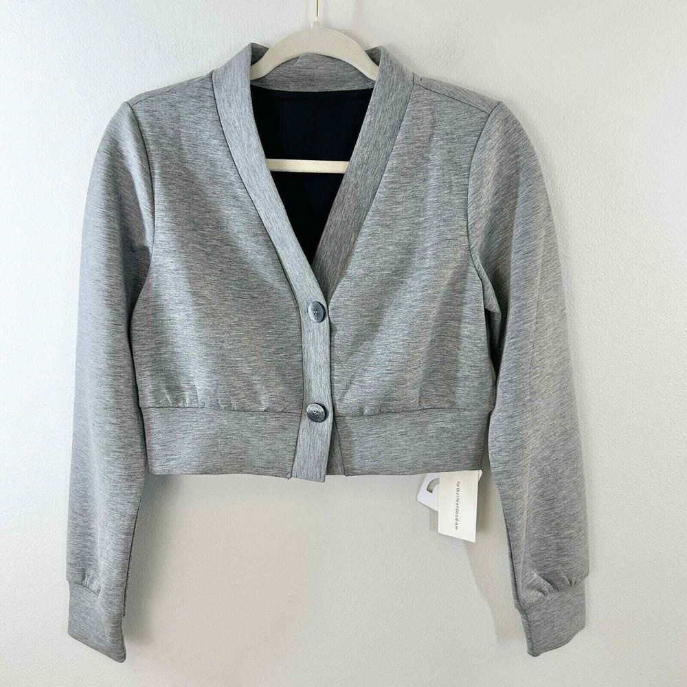 Commense Jacket Womens S Athflow Gray Cropped‎ V Neck Button Front Athleisure
